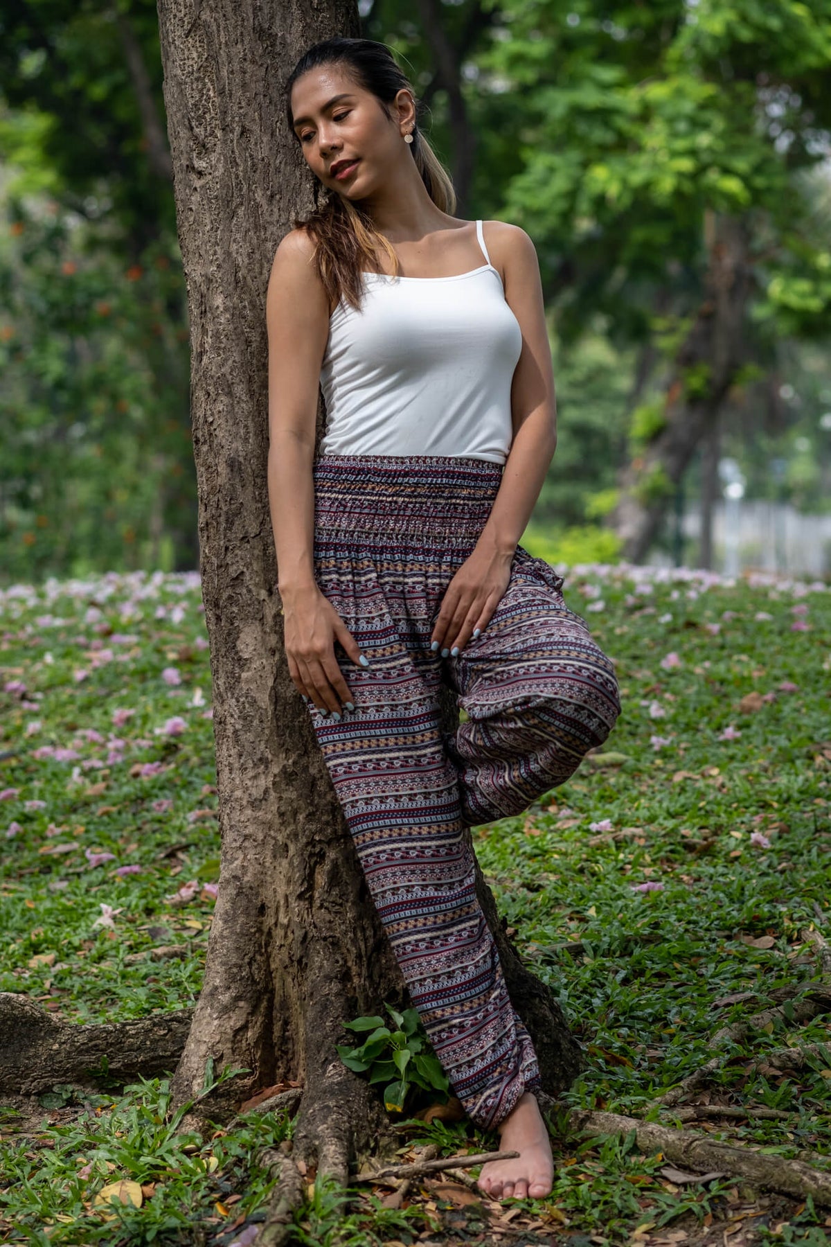 Multicolor rayon wide-leg pants with geometric stripe print, ankle-length hem