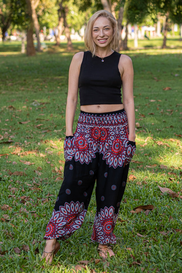 Black Petal PantsYoga Pants